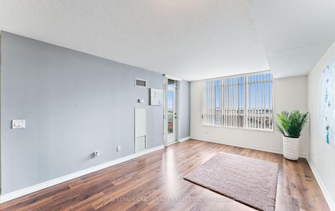 Photo 15 at 2023 - 700 Humberwood Boulevard SE, Clairville, Toronto