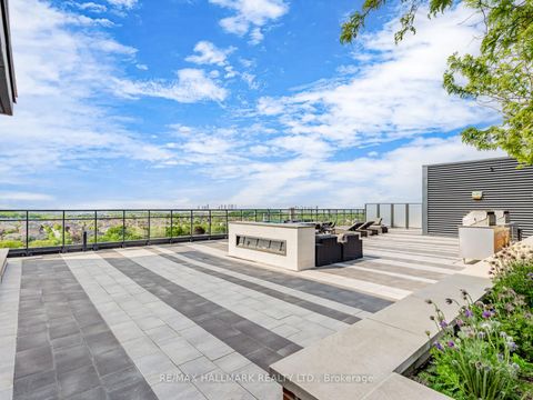 Photo 31 at 322 - 99 Eagle Rock Way, Maple, Vaughan