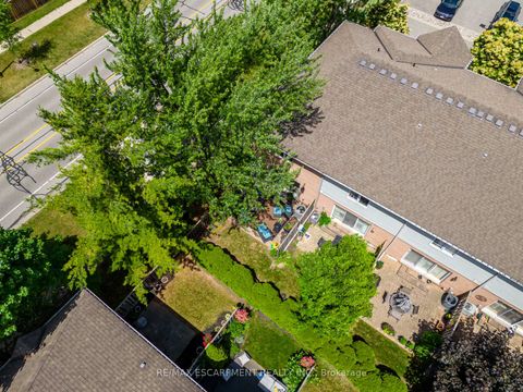 Photo 34 at 11 - 1050 Grand Boulevard, FA Falgarwood, Oakville