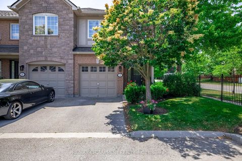Photo 40 at 11 - 1050 Grand Boulevard, FA Falgarwood, Oakville