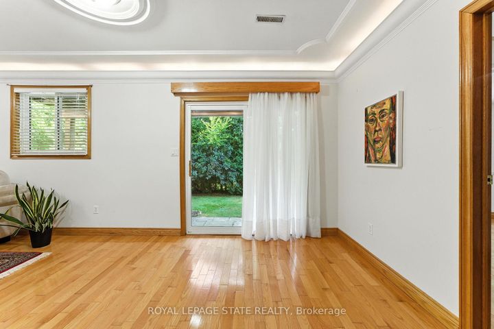 Photo 39 at 286 LLOYMINN Avenue, Ancaster, Hamilton