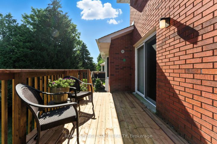 Photo 43 at 286 LLOYMINN Avenue, Ancaster, Hamilton
