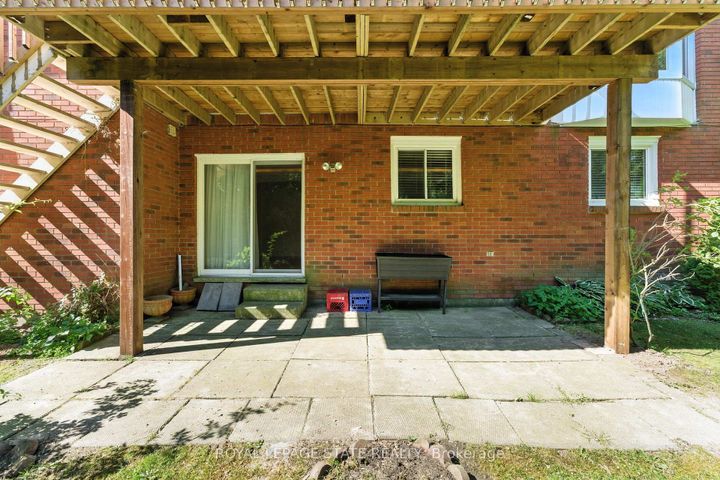 Photo 47 at 286 LLOYMINN Avenue, Ancaster, Hamilton