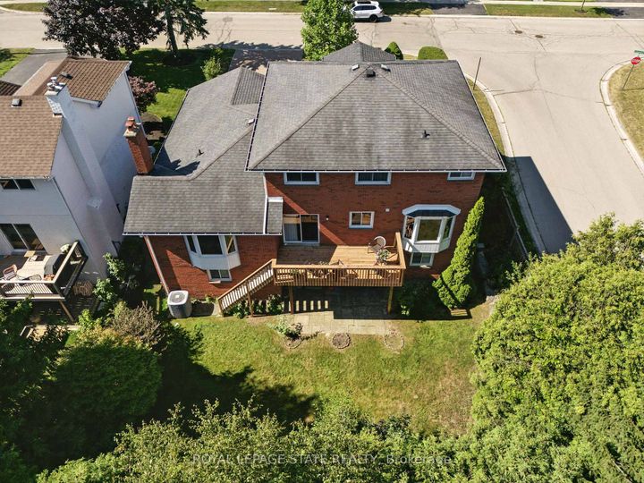 Photo 49 at 286 LLOYMINN Avenue, Ancaster, Hamilton