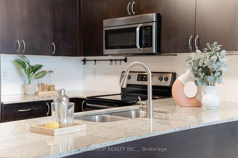 Photo 11 at 909 - 75 King William Crescent, Langstaff, Richmond Hill