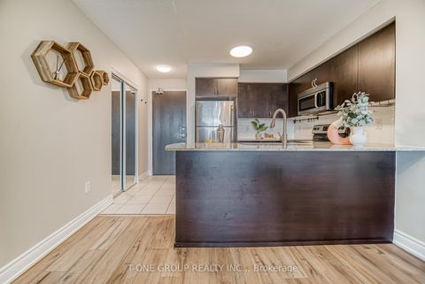 Photo 13 at 909 - 75 King William Crescent, Langstaff, Richmond Hill