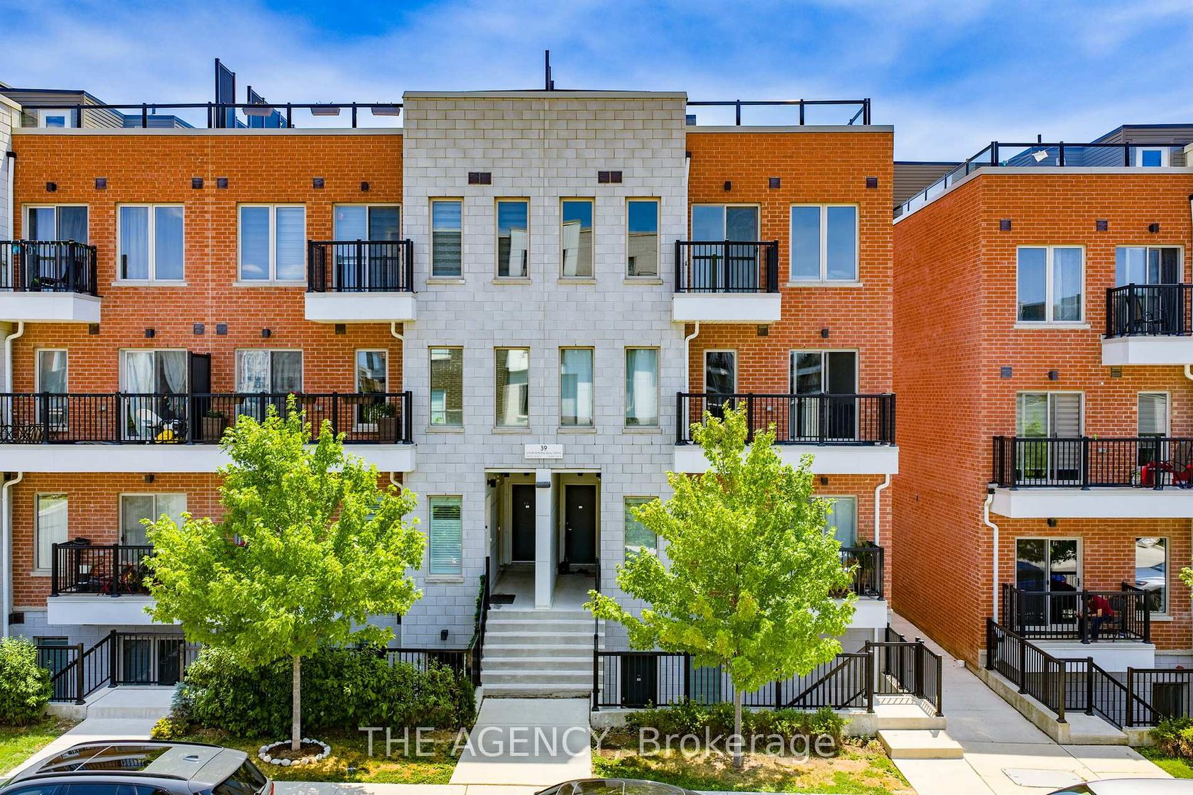 14 - 39 John Perkins Bull Drive, CFB, Toronto 