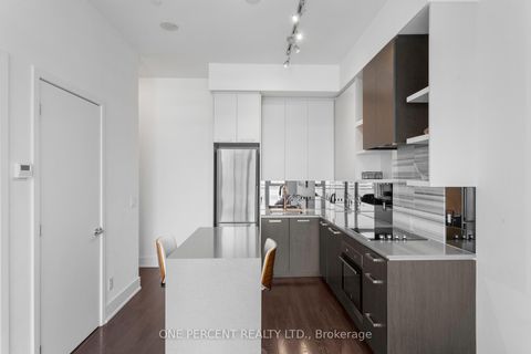 Photo 4 at UPH1 - 1830 Bloor Street W, High Park North, Toronto