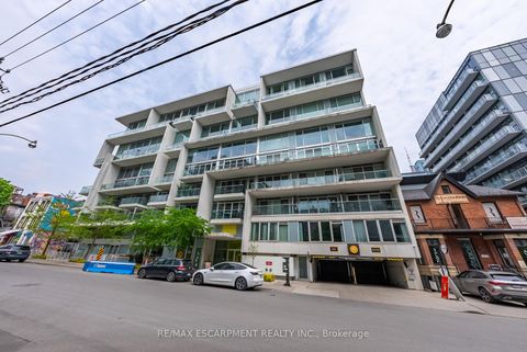 Photo 4 at 428 - 75 Portland Street, Waterfront Communities C1, Toronto