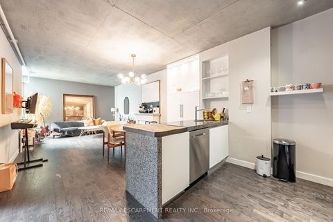 Photo 11 at 428 - 75 Portland Street, Waterfront Communities C1, Toronto