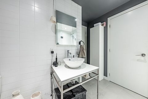 Photo 23 at 428 - 75 Portland Street, Waterfront Communities C1, Toronto