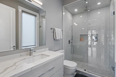 Photo 34 at 71 Yorkview Drive, Willowdale West, Toronto