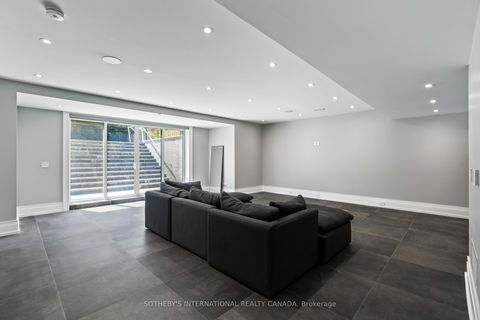 Photo 36 at 71 Yorkview Drive, Willowdale West, Toronto