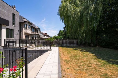 Photo 40 at 71 Yorkview Drive, Willowdale West, Toronto