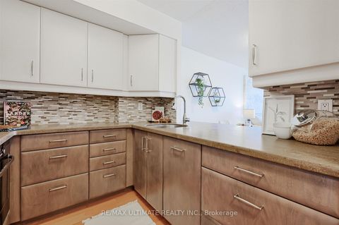 Photo 6 at 808 - 39 Parliament Street, Waterfront Communities C8, Toronto