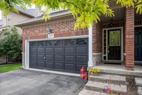 Photo 2 at 2377 Stone Glen Crescent, WM Westmount, Oakville
