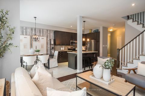 Photo 8 at 2377 Stone Glen Crescent, WM Westmount, Oakville
