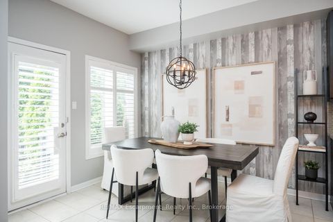 Photo 10 at 2377 Stone Glen Crescent, WM Westmount, Oakville