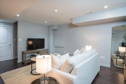 Photo 29 at 2377 Stone Glen Crescent, WM Westmount, Oakville
