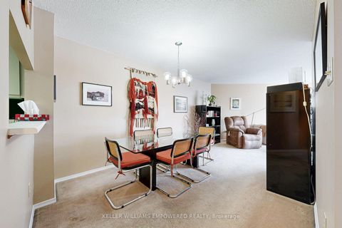 Photo 8 at 401 - 7460 Bathurst Street, Brownridge, Vaughan