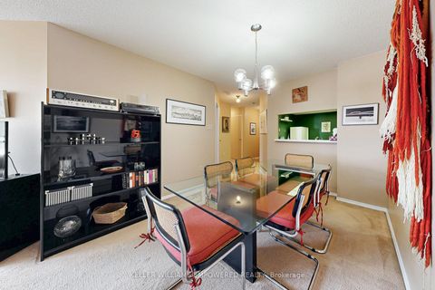 Photo 11 at 401 - 7460 Bathurst Street, Brownridge, Vaughan