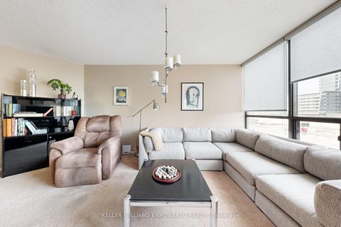 Photo 14 at 401 - 7460 Bathurst Street, Brownridge, Vaughan
