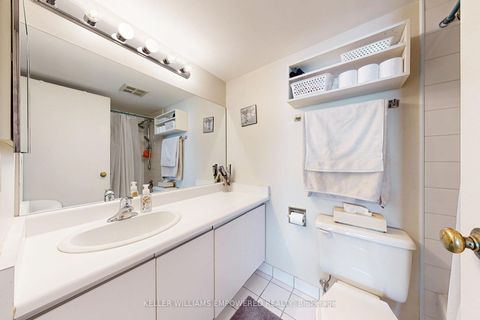 Photo 23 at 401 - 7460 Bathurst Street, Brownridge, Vaughan