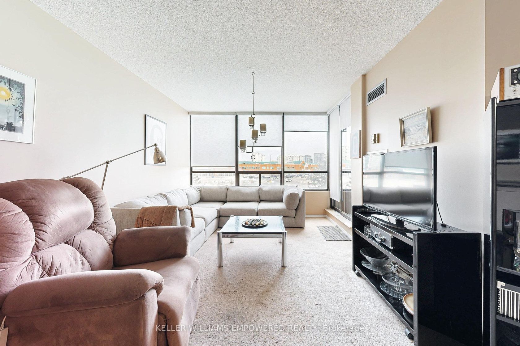 401 - 7460 Bathurst Street, Brownridge, Vaughan 