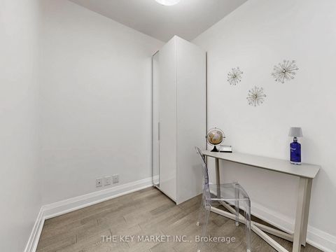 Photo 10 at 217 - 21 Clairtrell Road, Willowdale East, Toronto