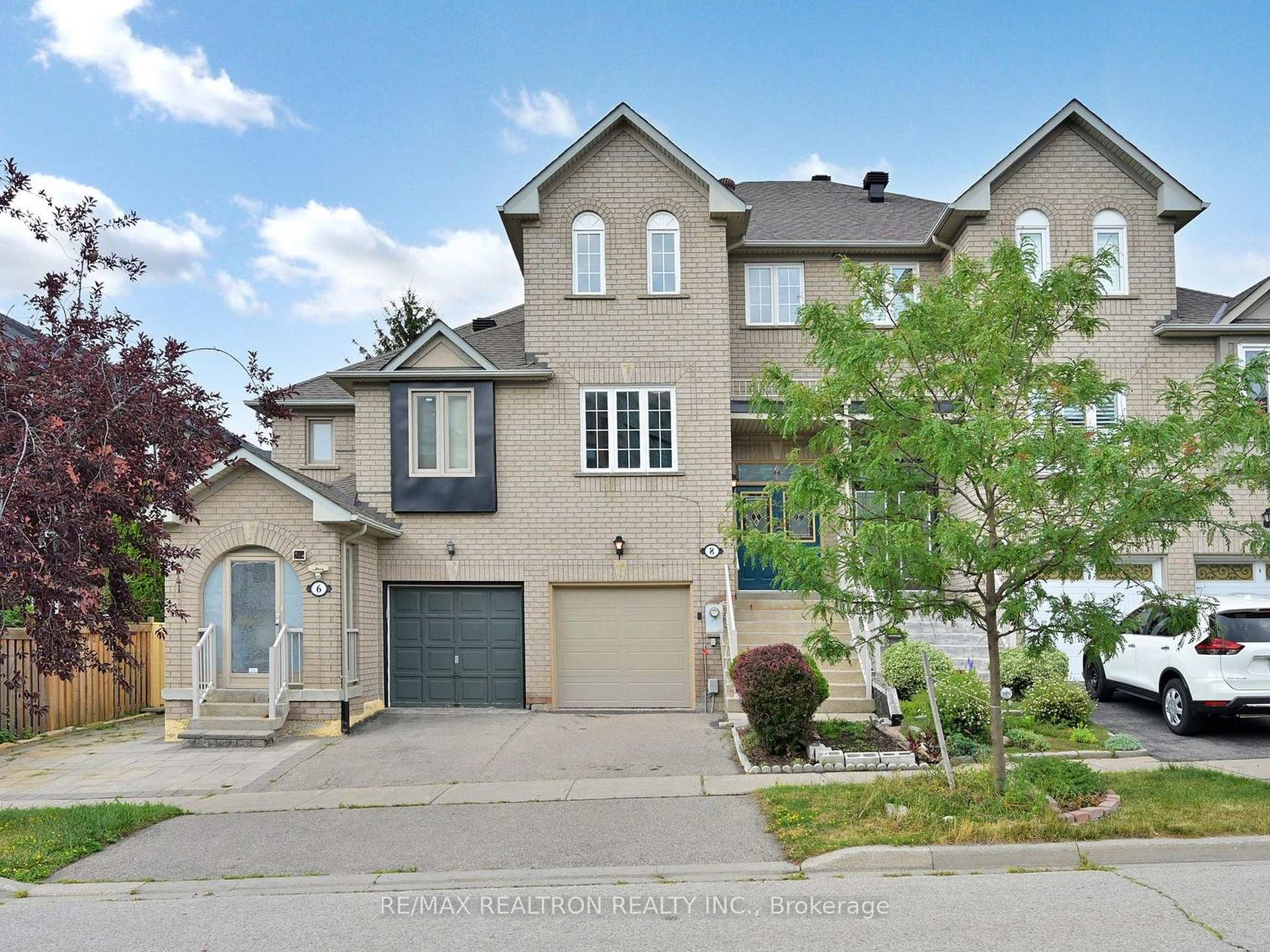 8 Coburg Crescent, Langstaff, Richmond Hill 