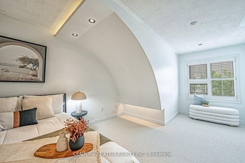 Photo 29 at 91 - 23 Observatory Lane, Observatory, Richmond Hill
