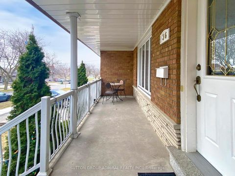 Photo 2 at 36 Bluehaven Crescent, Humbermede, Toronto
