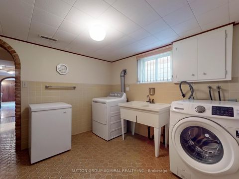 Photo 34 at 36 Bluehaven Crescent, Humbermede, Toronto