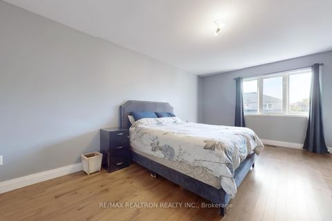 Photo 26 at 4 Kalmar Crescent, Oak Ridges, Richmond Hill