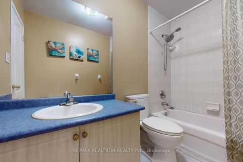 Photo 34 at 4 Kalmar Crescent, Oak Ridges, Richmond Hill Photo 34 at 4 Kalmar Crescent, Oak Ridges, Richmond Hill