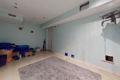 Photo 36 at 4 Kalmar Crescent, Oak Ridges, Richmond Hill