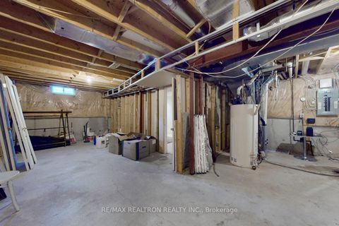 Photo 37 at 4 Kalmar Crescent, Oak Ridges, Richmond Hill Photo 37 at 4 Kalmar Crescent, Oak Ridges, Richmond Hill