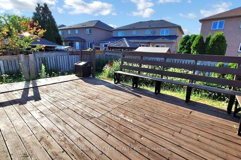 Photo 40 at 4 Kalmar Crescent, Oak Ridges, Richmond Hill