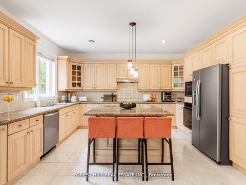 Photo 14 at 211 Byng Avenue, Willowdale East, Toronto