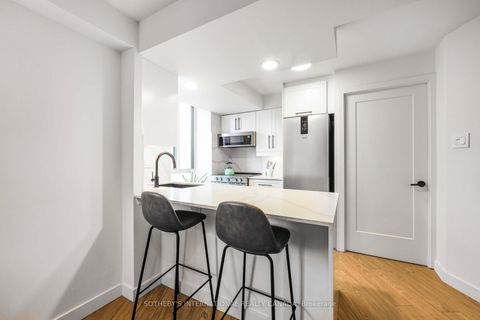Photo 9 at 213 - 801 King Street W, Niagara, Toronto