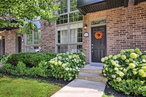 Photo 3 at 11 Powerhouse Street, Junction, Toronto Photo 3 at 11 Powerhouse Street, Junction, Toronto