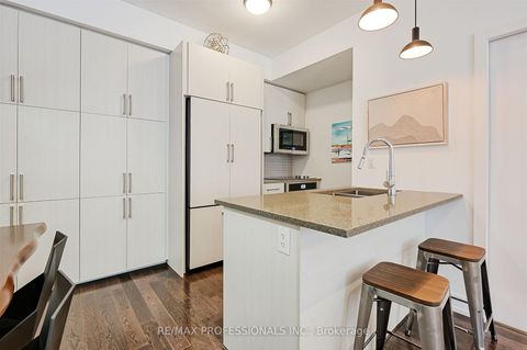 Photo 16 at 11 Powerhouse Street, Junction, Toronto