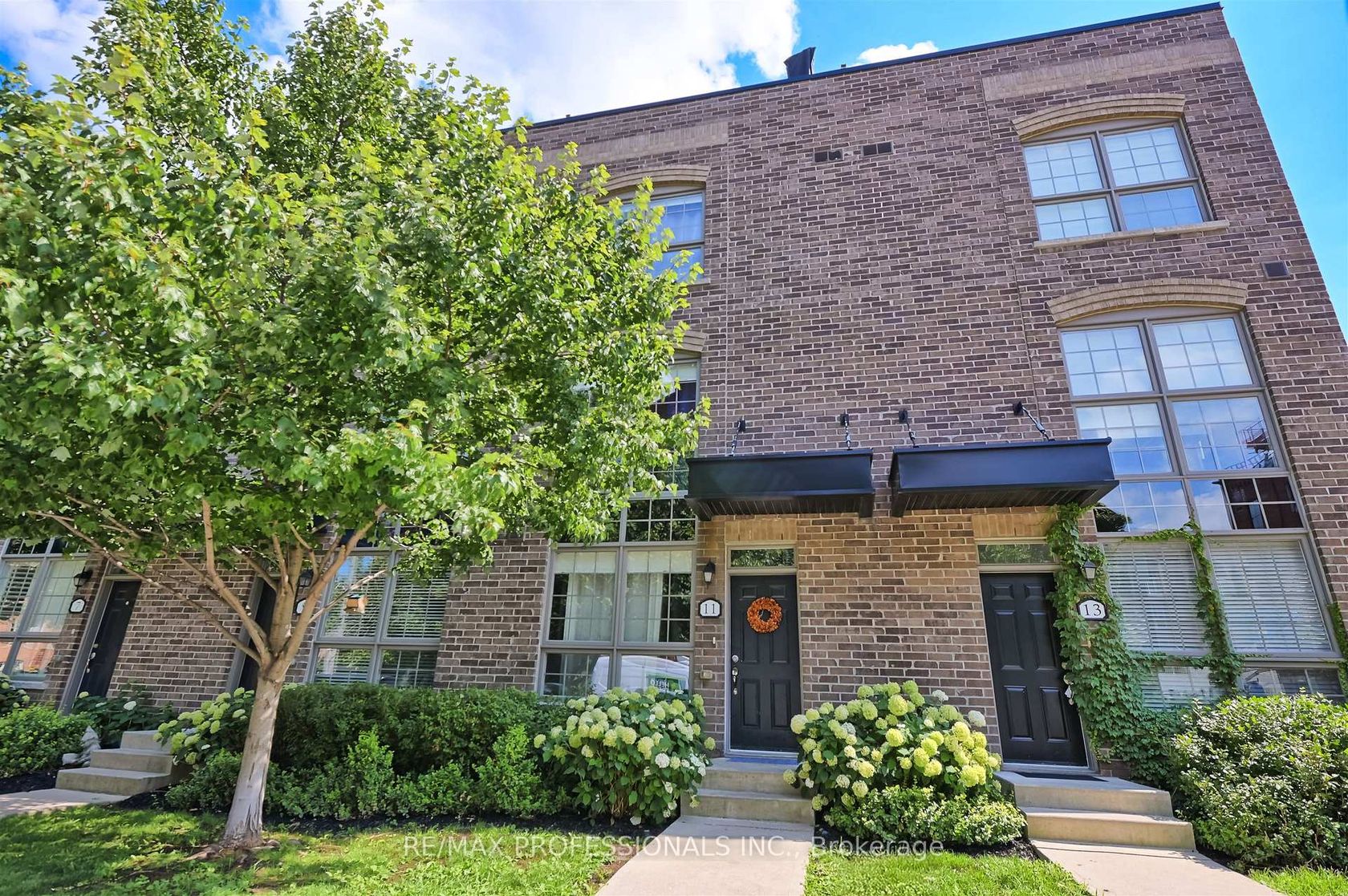 11 Powerhouse Street, Junction, Toronto 