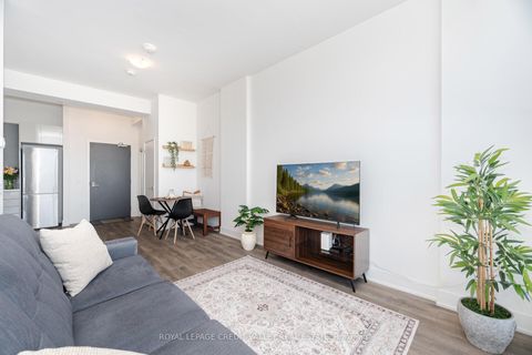 Photo 10 at 211 - 2908 Highway 7 Road, Concord, Vaughan