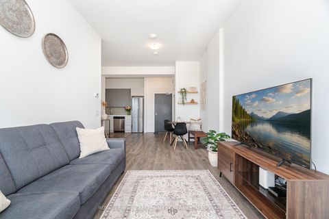 Photo 13 at 211 - 2908 Highway 7 Road, Concord, Vaughan