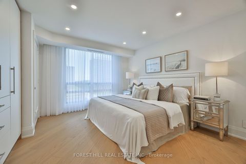 Photo 14 at 808 - 447 Walmer Road, Forest Hill South, Toronto