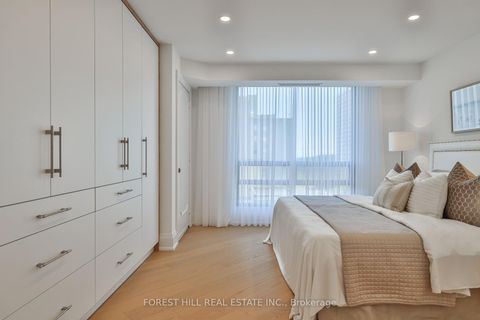 Photo 16 at 808 - 447 Walmer Road, Forest Hill South, Toronto