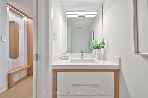 Photo 23 at 808 - 447 Walmer Road, Forest Hill South, Toronto