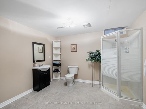 Photo 37 at 88 Ventura Way, Beverley Glen, Vaughan