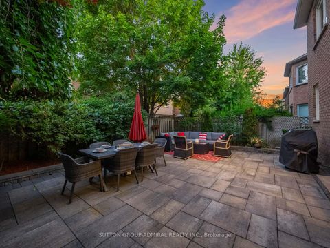 Photo 39 at 88 Ventura Way, Beverley Glen, Vaughan